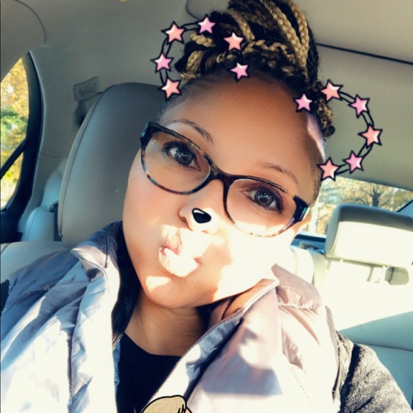 Marcia Dotson - Poshmark Profile Picture of Marcia Dotson (@marcy_227) on Poshmark