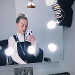 Profile Picture of Emily Tongue (@emilytongue_makeup) on Instagram