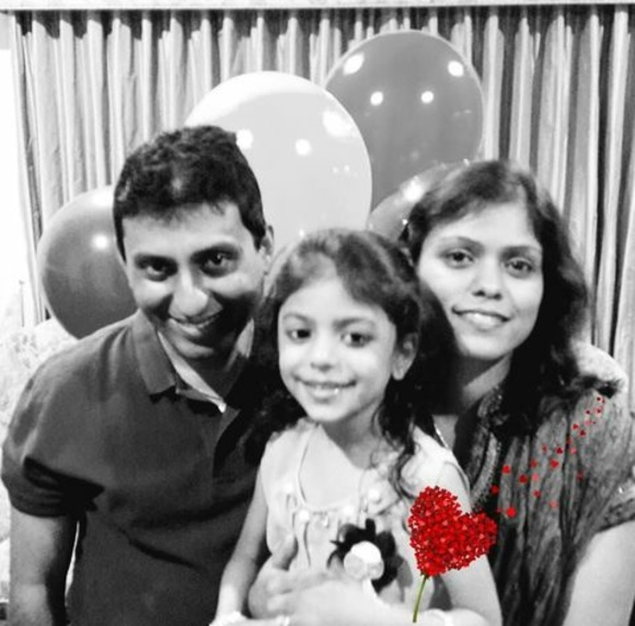 Profile Picture of Darshini Shah (@friends_et_al) on Poshmark