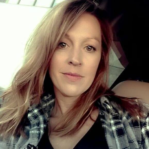 Profile Picture of Heather Skjerven (@heatherskjerven) on Poshmark