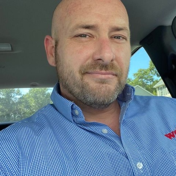 Profile Picture of Chris Tinsley (@christinsley03) on Poshmark