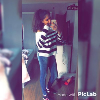 Profile Picture of Shelly Souza (@ShellCrazy) on Twitter