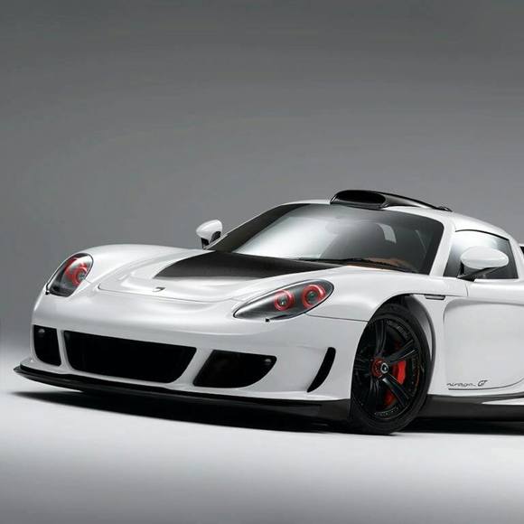 Profile Picture of Joseph Ly (@josephly8) on Poshmark