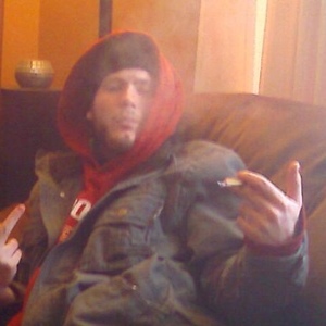 Profile Picture of Gary Dickens (@garebare3) on Myspace