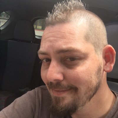 Profile Picture of Joe Doetsch (@leg0less) on Twitter
