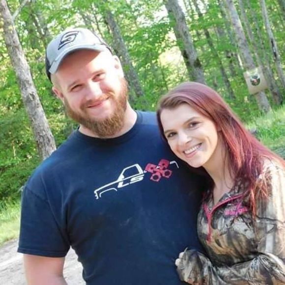 Profile Picture of Dustin Cotton (@dustincotton) on Poshmark