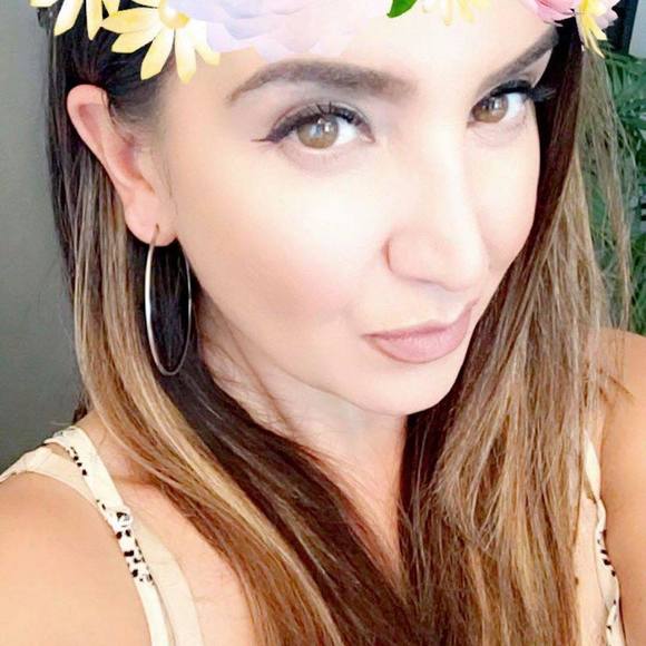 Profile Picture of Lucrezia Crivello (@lulumc1378) on Poshmark