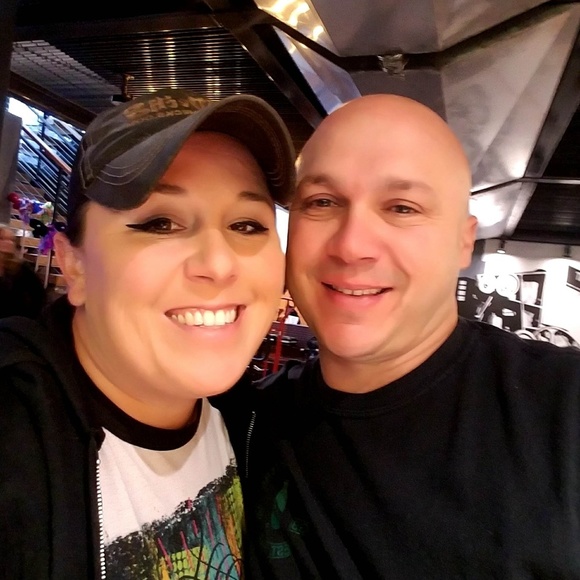 Profile Picture of Kristy Knust (@kknust09) on Poshmark