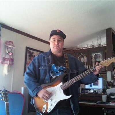 Profile Picture of joel  louis  keets (@JoelKeets) on Twitter