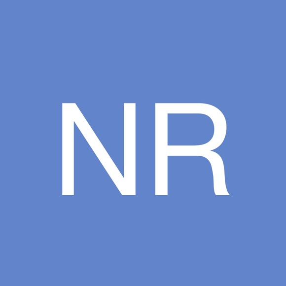 Profile Picture of Nancy Roach (@renfield1) on Poshmark