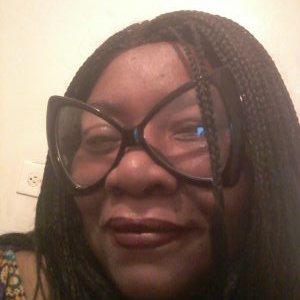 Profile Picture of Debra Sharkey (@DebraSharkey2) on Twitter