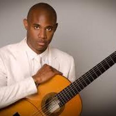 Profile Picture of Carlos Small (@CarlosSmall0415) on Twitter