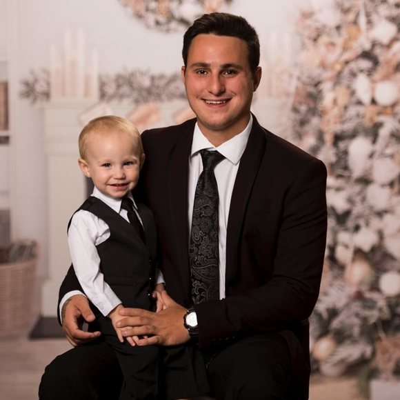 Profile Picture of Kyler Alamond (@kyleralamond) on Poshmark