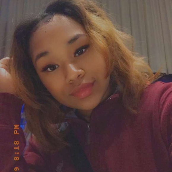 Profile Picture of Makayla Pruitt (@rosaaamc) on Poshmark