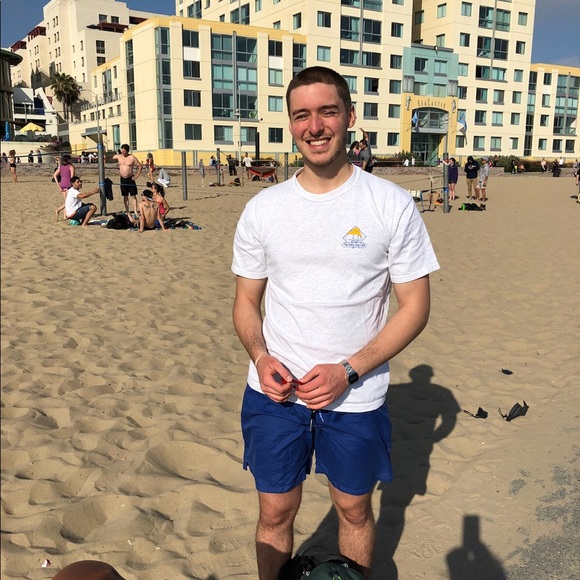 Profile Picture of Tyler Carnes (@colorbookvtg) on Poshmark