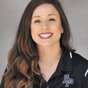 Profile Picture of Lucille Chavez Flores (@ItsLucillee) on Twitter