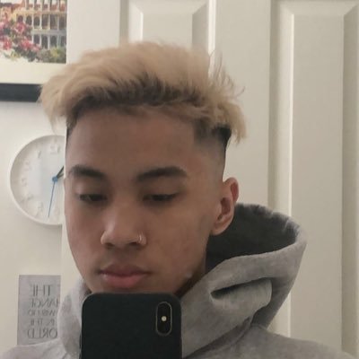 Profile Picture of Andre (@LiccMikeHawk) on Twitter