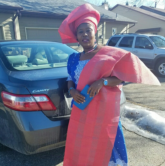 Profile Picture of Victoria Ojo (@ayomide25) on Poshmark