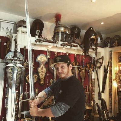 Profile Picture of Dane Kemp (@atomicdanish) on Twitter