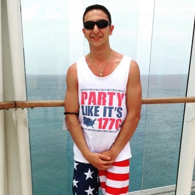 Profile Picture of Michael Campagna (@mikey__camps) on Twitter