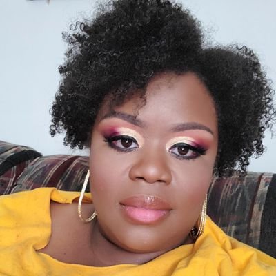 Profile Picture of Felicia Branch (@supatoe) on Twitter