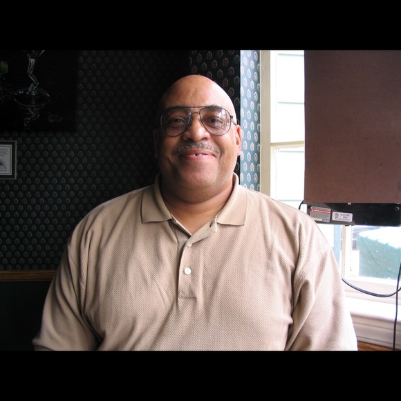 Profile Picture of David Pyles (@davidbpyles) on Poshmark