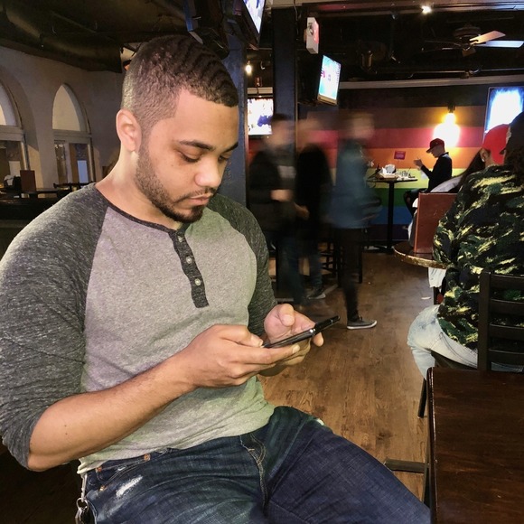 Profile Picture of Chris Acanda (@claws215) on Poshmark