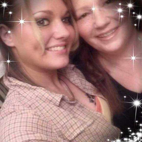 Profile Picture of Tammy Woolever (@tammy_woolever) on Poshmark