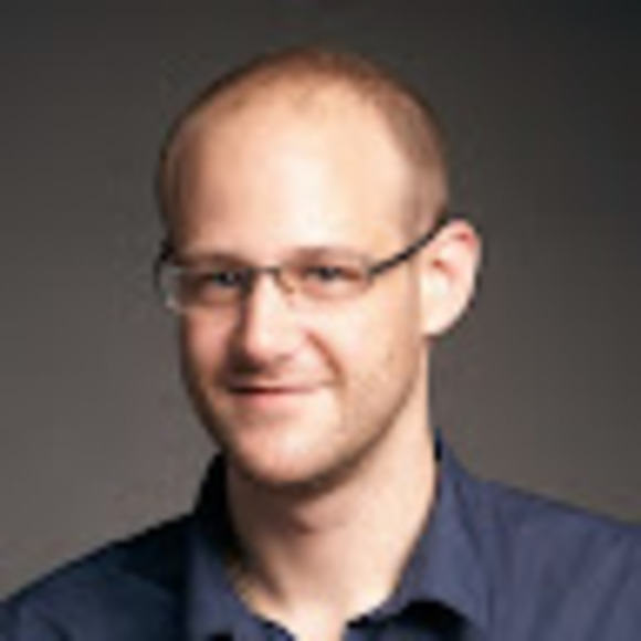 Profile Picture of David Fenster (@davidfenster) on Poshmark