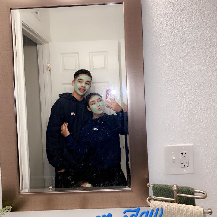 Profile Picture of Roberto Brown (@6ocrip) on Tiktok