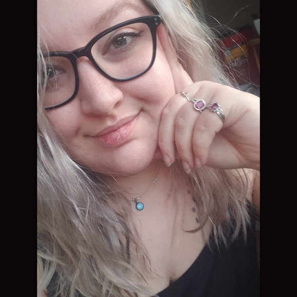 Profile Picture of Jordan Hinchee (@jhinch) on Poshmark