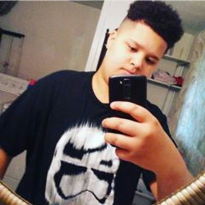 Profile Picture of Walter Crum (@ItsRenderZ) on Twitter