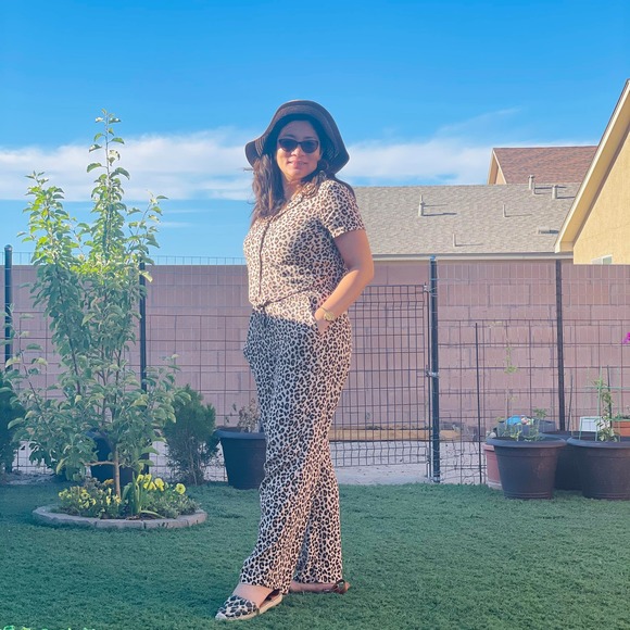 Profile Picture of Josephine Pablo (@bis_teacherjaps) on Poshmark