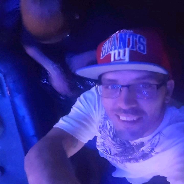 Profile Picture of Robert Neitzel (@robertneitzel74) on Tiktok