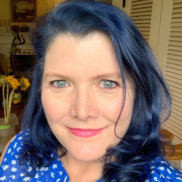 Profile Picture of Constance Ordeman (@ordeman) on Poshmark