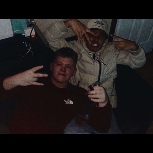 Profile Picture of Squill Brownie (@squillbrownie) on Poshmark