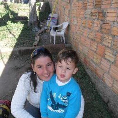 Profile Picture of Alexandra Clemente (@XandaClemente) on Twitter