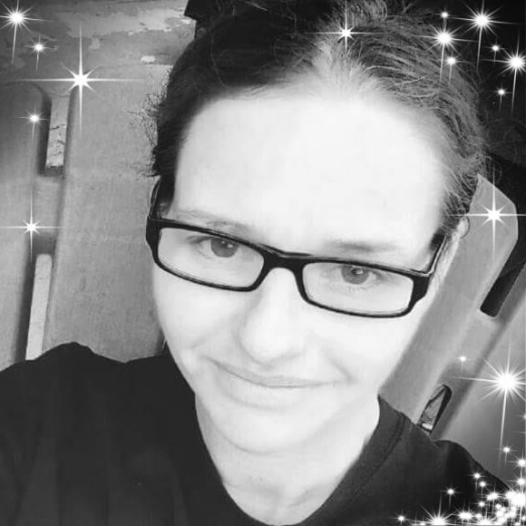 Profile Picture of Sherry Brian (@sheshebydesign) on Poshmark