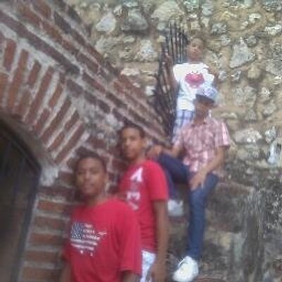 Profile Picture of Robert Luis Comas (@77Rober4) on Twitter