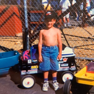 Profile Picture of Nick Veilleux (@NickVeilleux) on Twitter