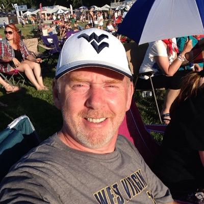 Profile Picture of Geoffrey Heller (@GeoffreyHeller) on Twitter