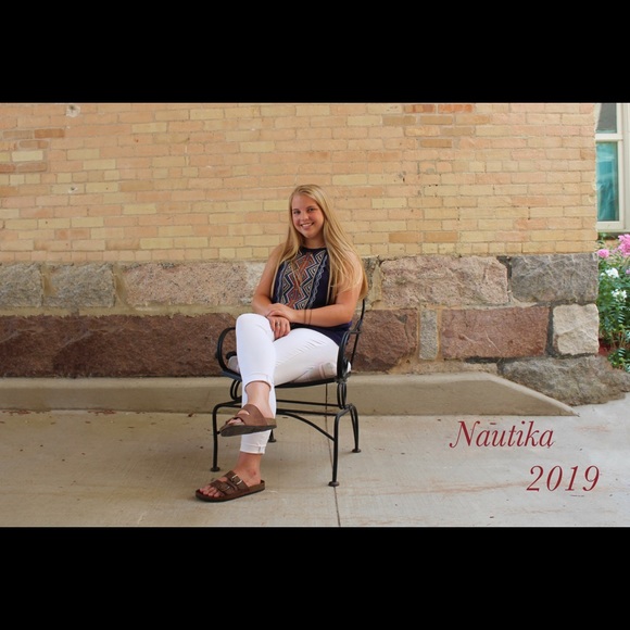 Profile Picture of Nautika Krenn (@nautikakrenn) on Poshmark