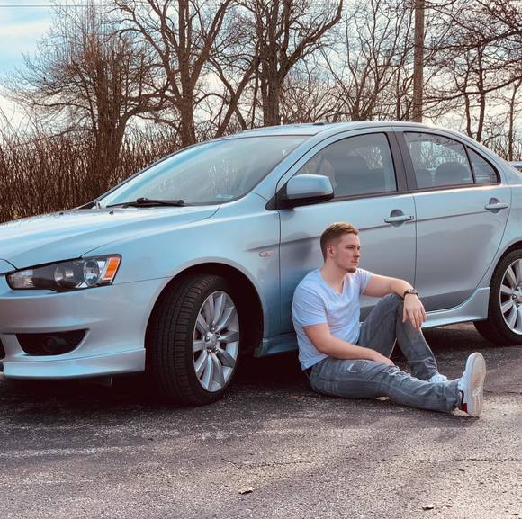 Profile Picture of Aaron Prater (@agp68) on Poshmark