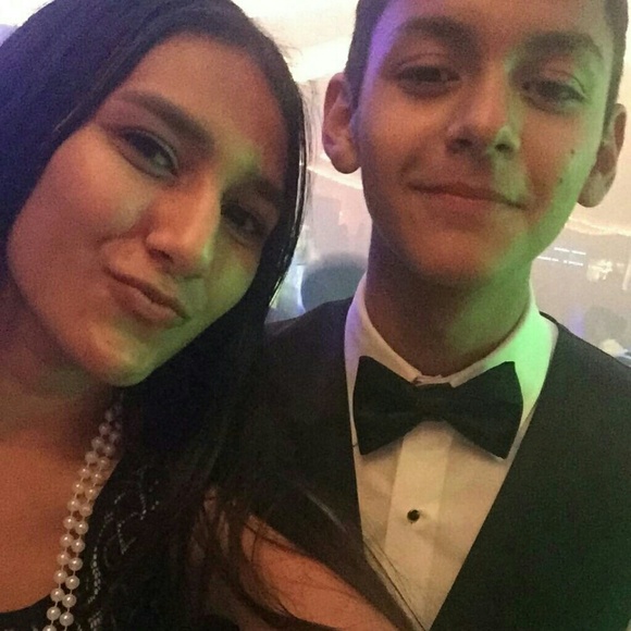 Profile Picture of Maceo Guzman (@maceoo) on Poshmark