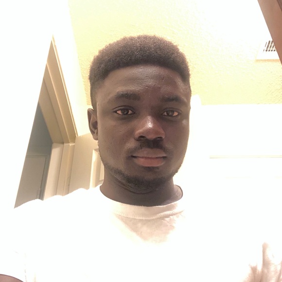 Profile Picture of Paul Owusu (@pjowusu2019) on Poshmark