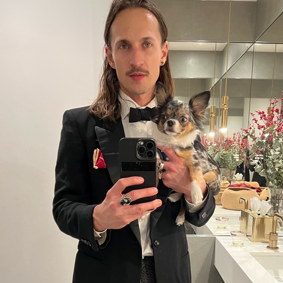 Profile Picture of Drew Schaefering (@drewschaefering) on Poshmark