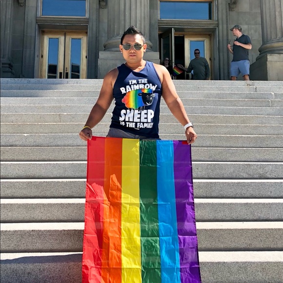 Profile Picture of Jessel Pable (@jessel23guy) on Poshmark