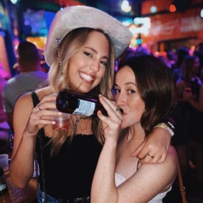 Caitlin Fletcher - Twitter Profile Picture of Caitlin Fletcher (@caitlinfletch4) on Twitter