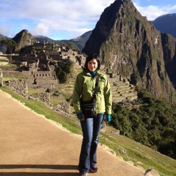 Profile Picture of Gladys Campbell (@gladyscampbell) on Poshmark