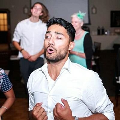 Profile Picture of Jaaron (@jay_a_ron) on Twitter